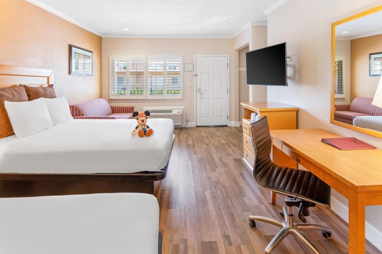 Anaheim Islander Inn And Suites Near Park And Convention Center Ngoại thất bức ảnh