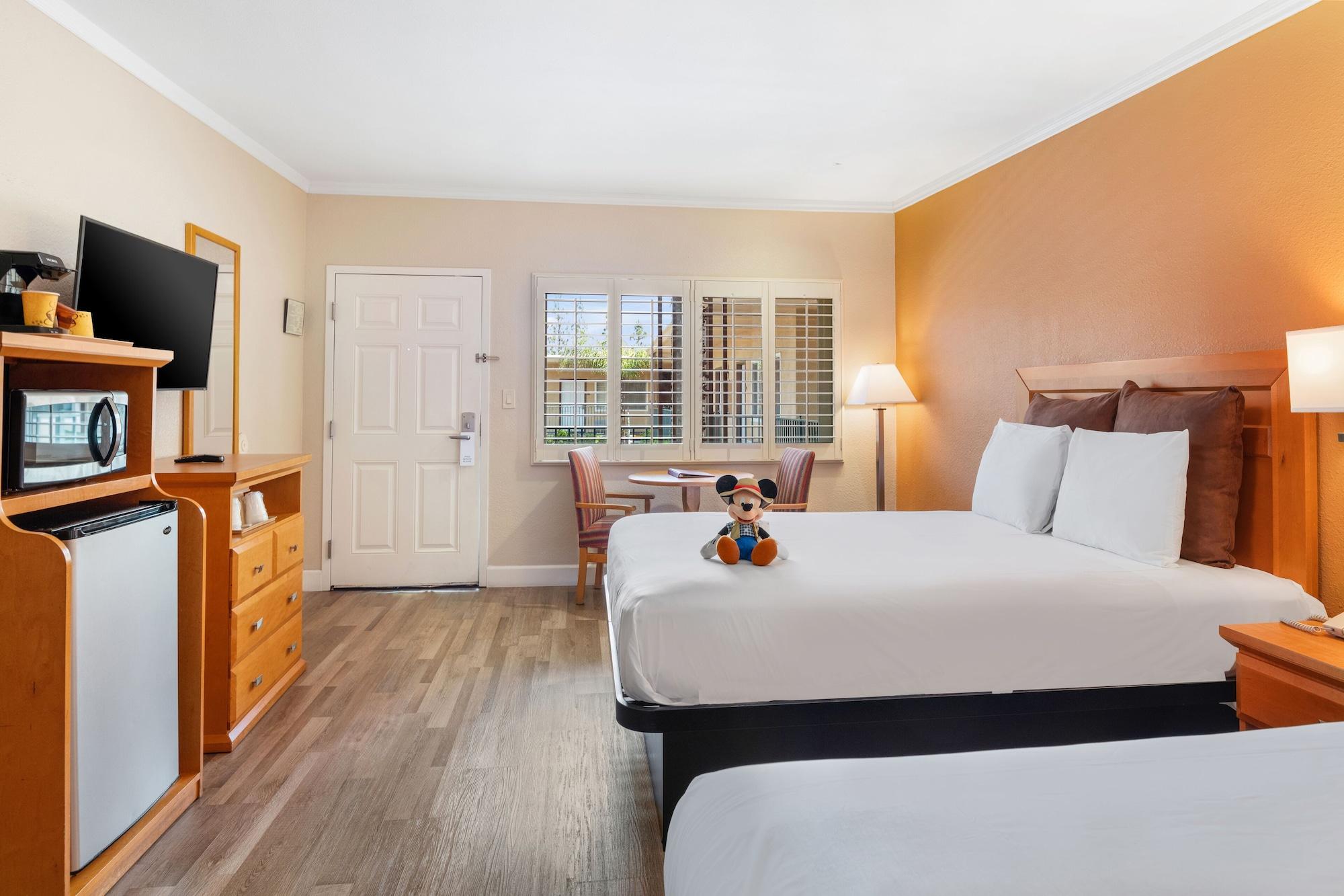 Anaheim Islander Inn And Suites Near Park And Convention Center Ngoại thất bức ảnh
