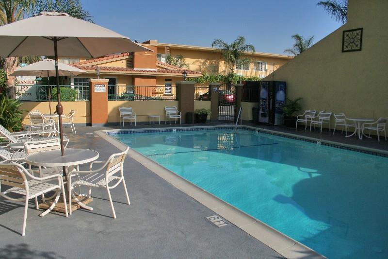 Anaheim Islander Inn And Suites Near Park And Convention Center Tiện nghi bức ảnh