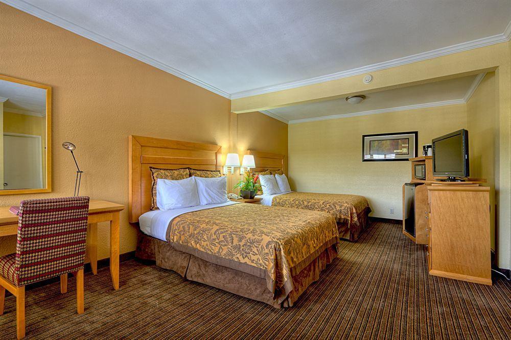 Anaheim Islander Inn And Suites Near Park And Convention Center Ngoại thất bức ảnh