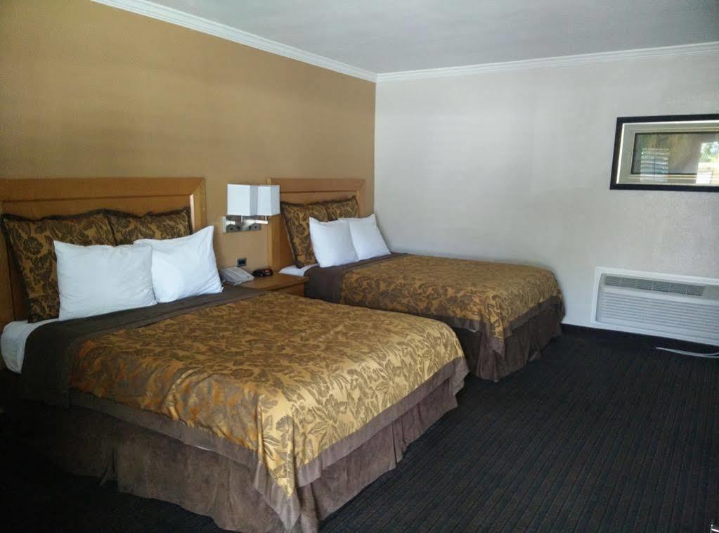 Anaheim Islander Inn And Suites Near Park And Convention Center Ngoại thất bức ảnh