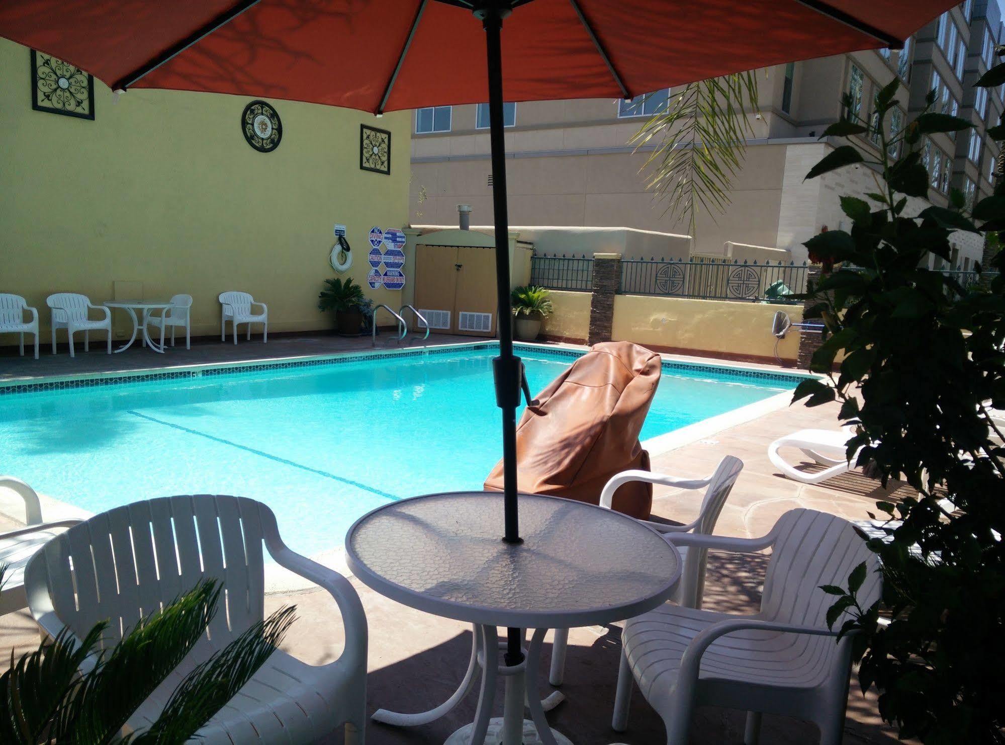 Anaheim Islander Inn And Suites Near Park And Convention Center Ngoại thất bức ảnh