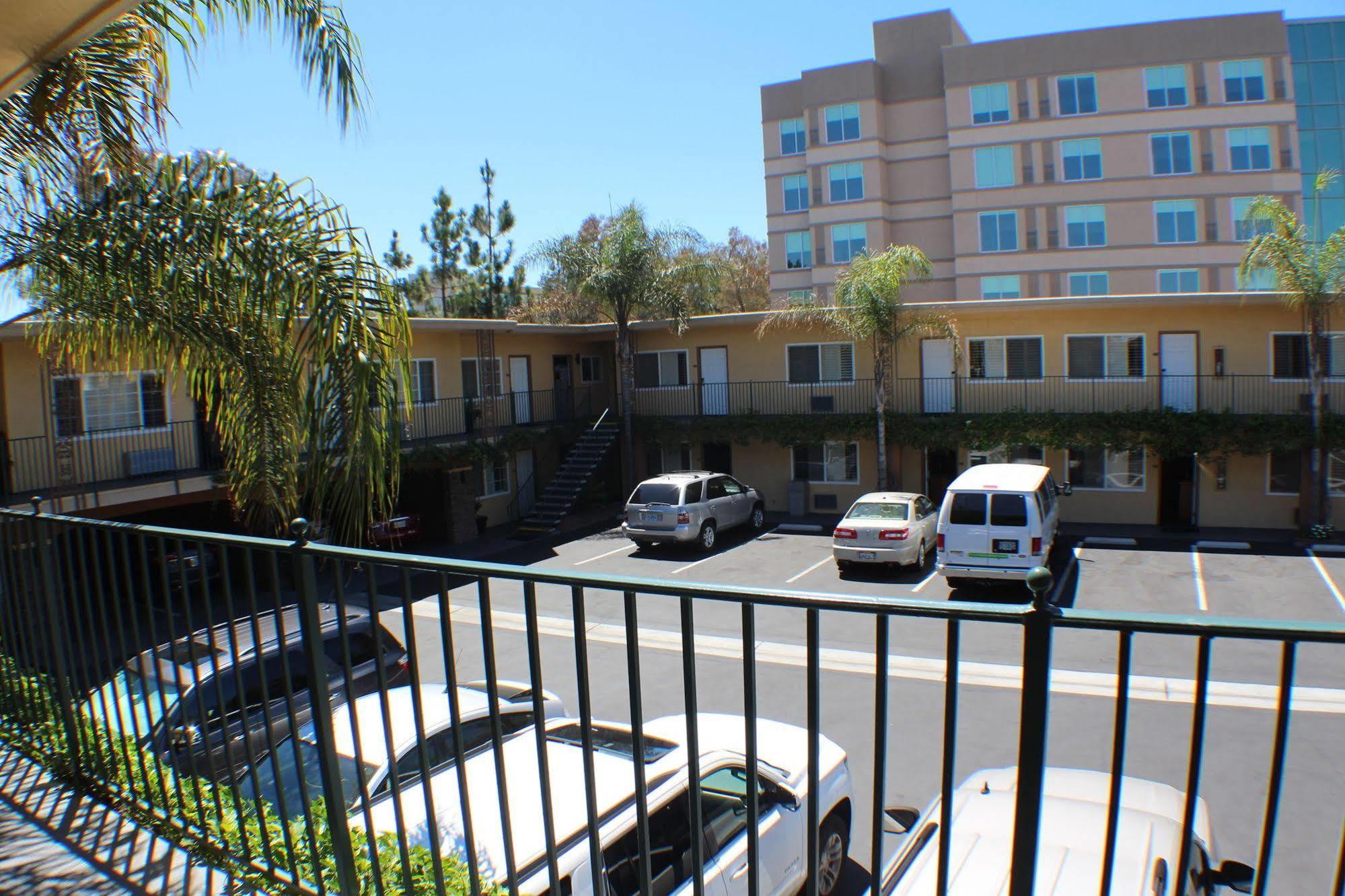 Anaheim Islander Inn And Suites Near Park And Convention Center Ngoại thất bức ảnh