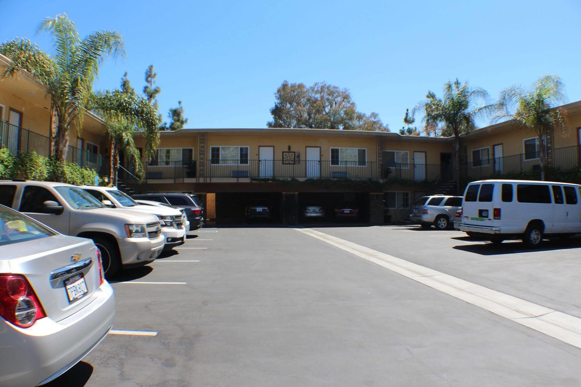 Anaheim Islander Inn And Suites Near Park And Convention Center Ngoại thất bức ảnh